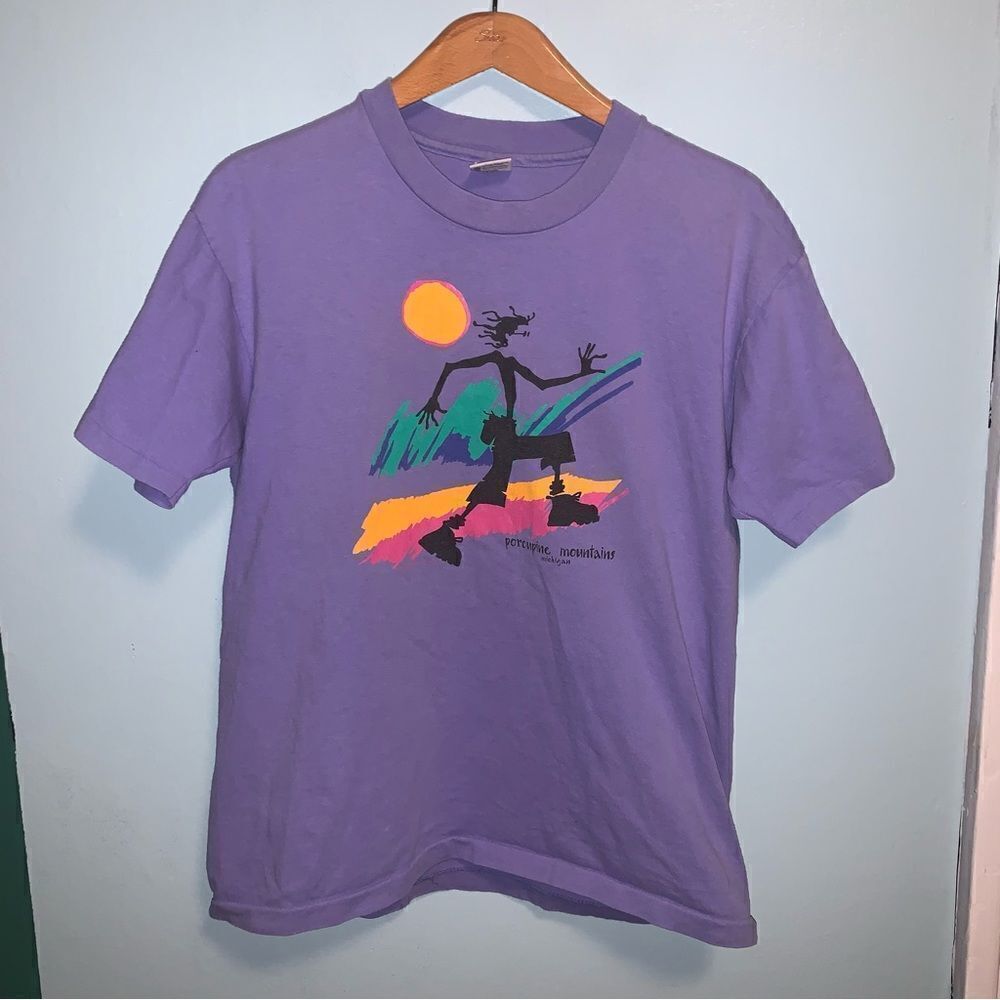 Vintage mountain Tshirt Size Large